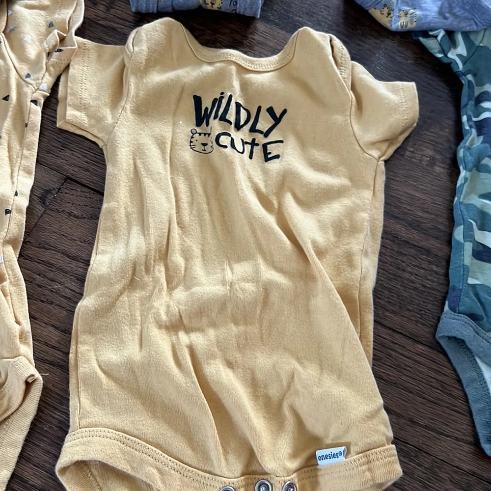 3-6M Gerber 6-Pack of Onesies
